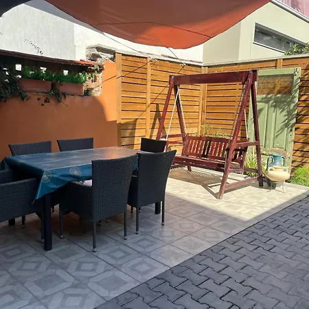 Апартамент Diva Garden